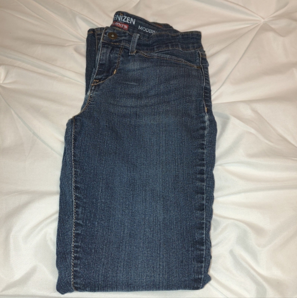 Denizen by Levi's modern skinny jeans size 2M